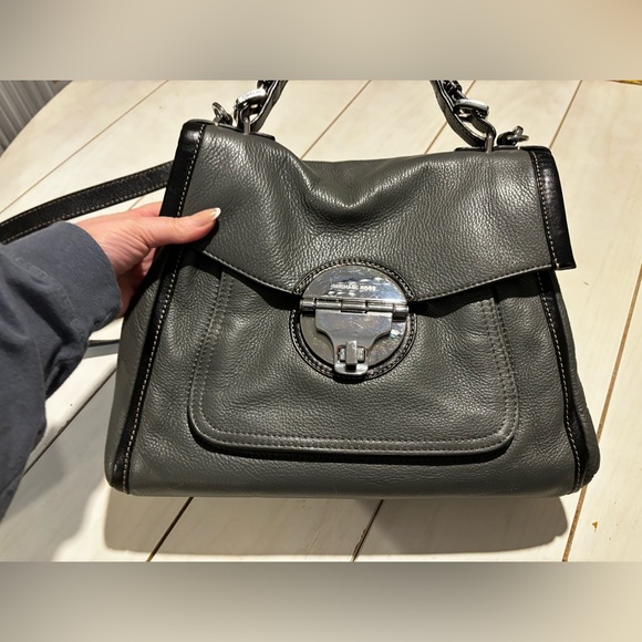 Rare Michael Kors large satchel - Picture 11 of 16